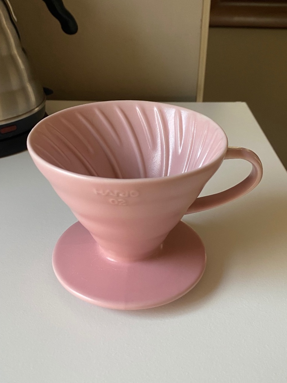 Hario V60 Ceramic Coffee Dripper 02 - Matte Pink